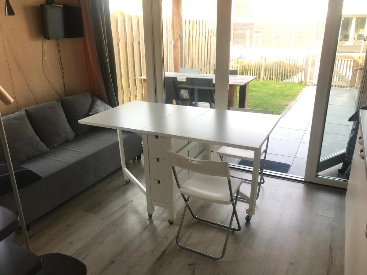 Huisje 19 주테란데 외부 사진